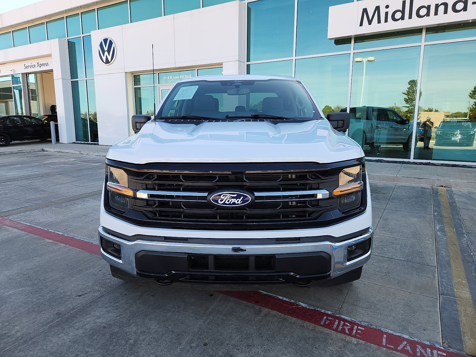 Used 2024 Ford F150 XLT w/ Mobile Office Package image 2