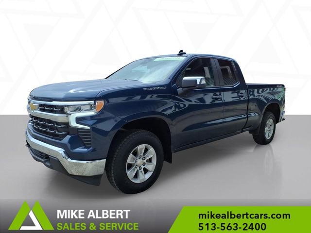 Used 2023 Chevrolet Silverado 1500 LT w/ Protection Package image 3