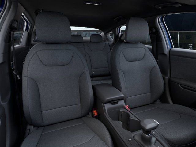New 2026 Kia K4 FWD image 15