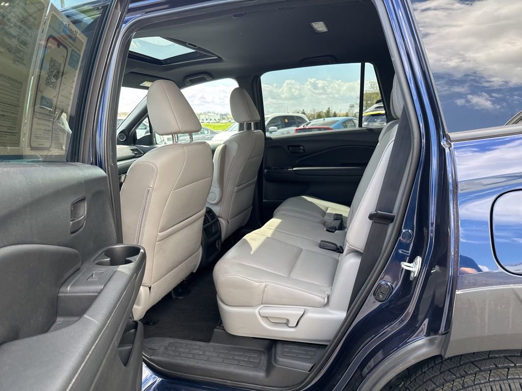 Used 2023 Honda Passport EX-L image 35
