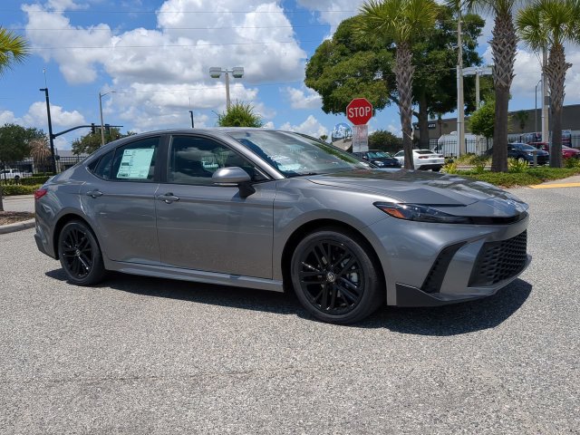 New 2026 Toyota Camry SE FWD image 2