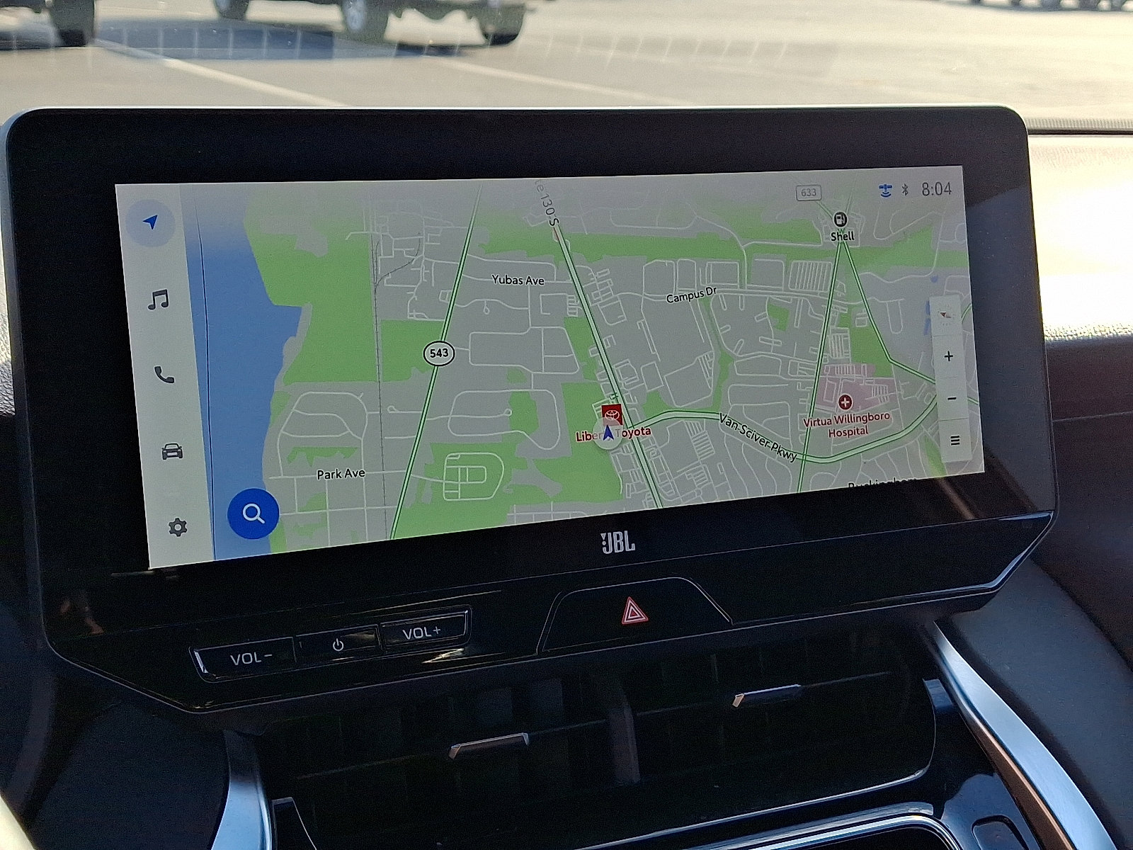 Used 2024 Toyota Venza XLE image 17