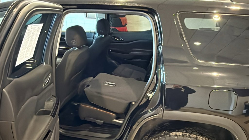 Used 2023 GMC Acadia AT4 w/ Trailering Package image 20