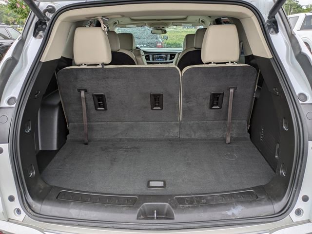 Used 2019 Buick Enclave Essence FWD image 13