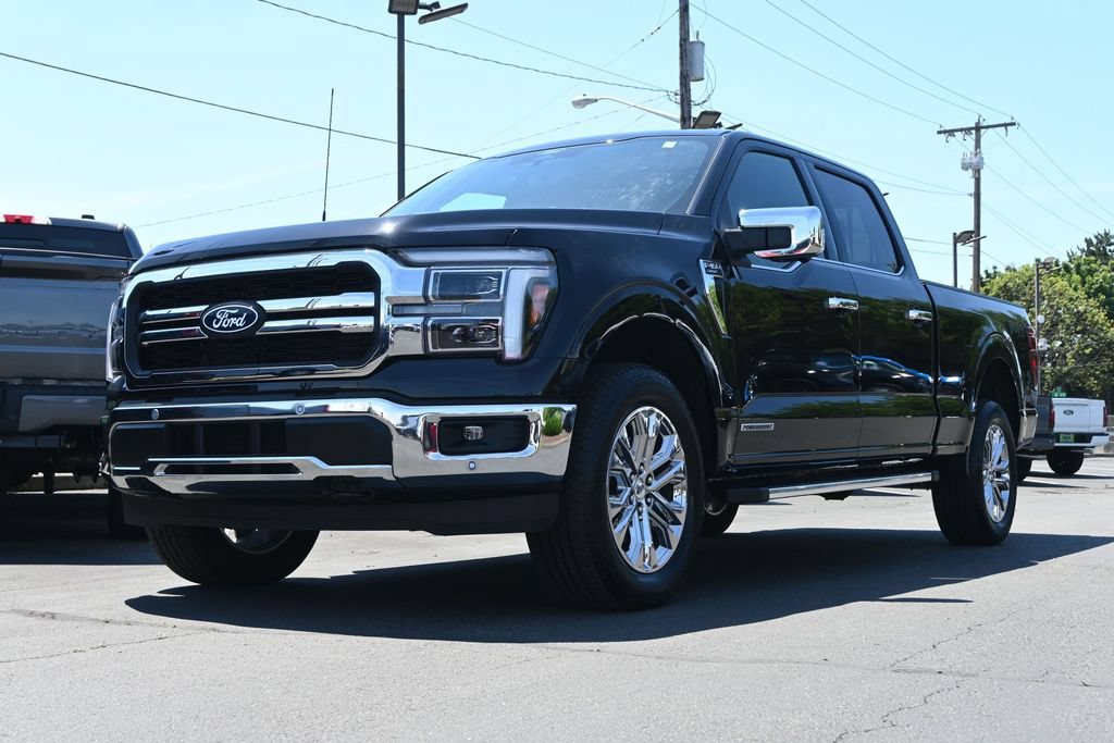 Used 2025 Ford F150 Lariat w/ Equipment Group 501A Mid AWD/4WD image 7