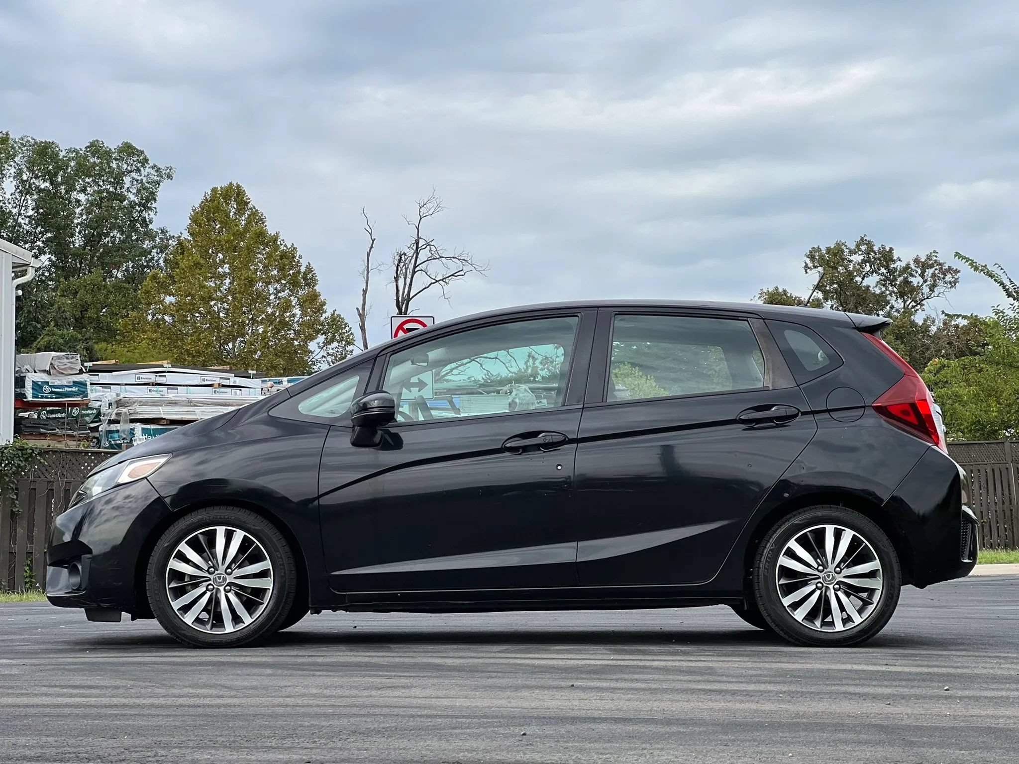 Used 2015 Honda Fit EX image 2