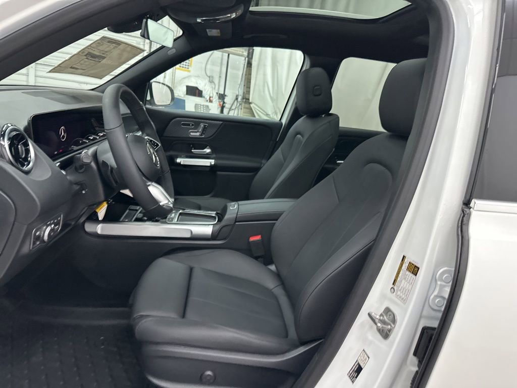 New 2026 Mercedes-Benz GLB 250 4MATIC image 19