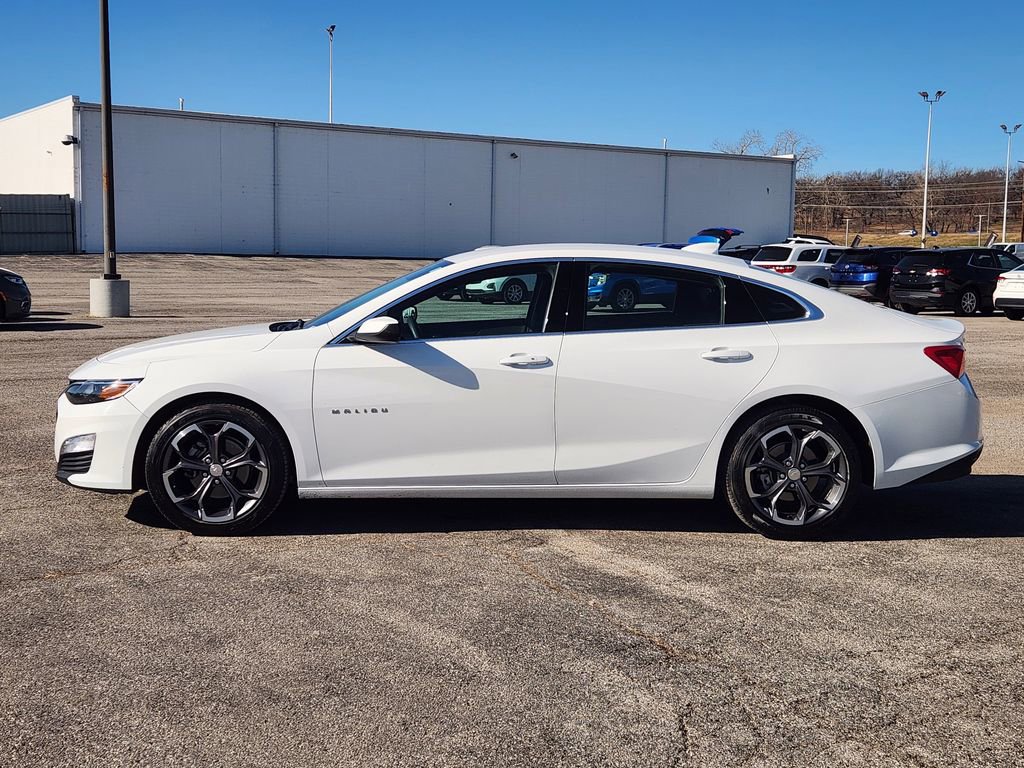 Used 2023 Chevrolet Malibu LT image 4