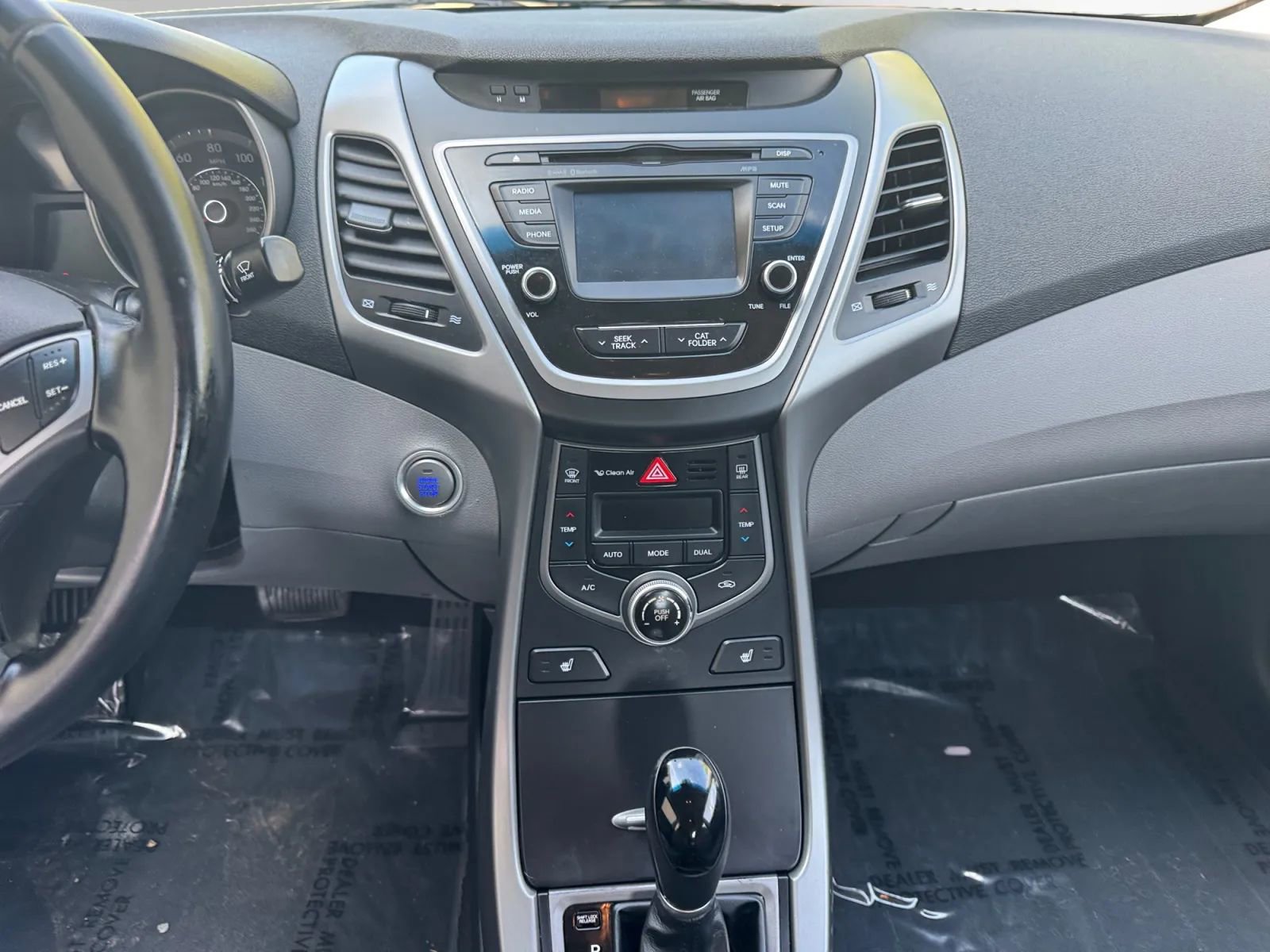 Used 2016 Hyundai Elantra Limited FWD image 13