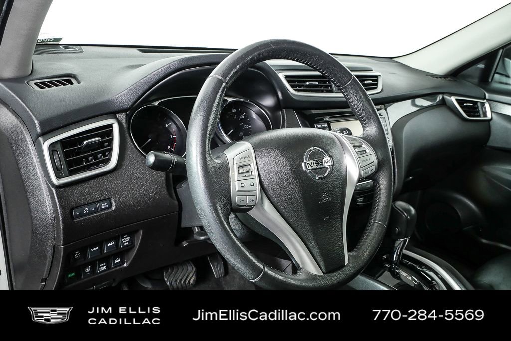Used 2016 Nissan Rogue SL w/ SL Premium Package image 4