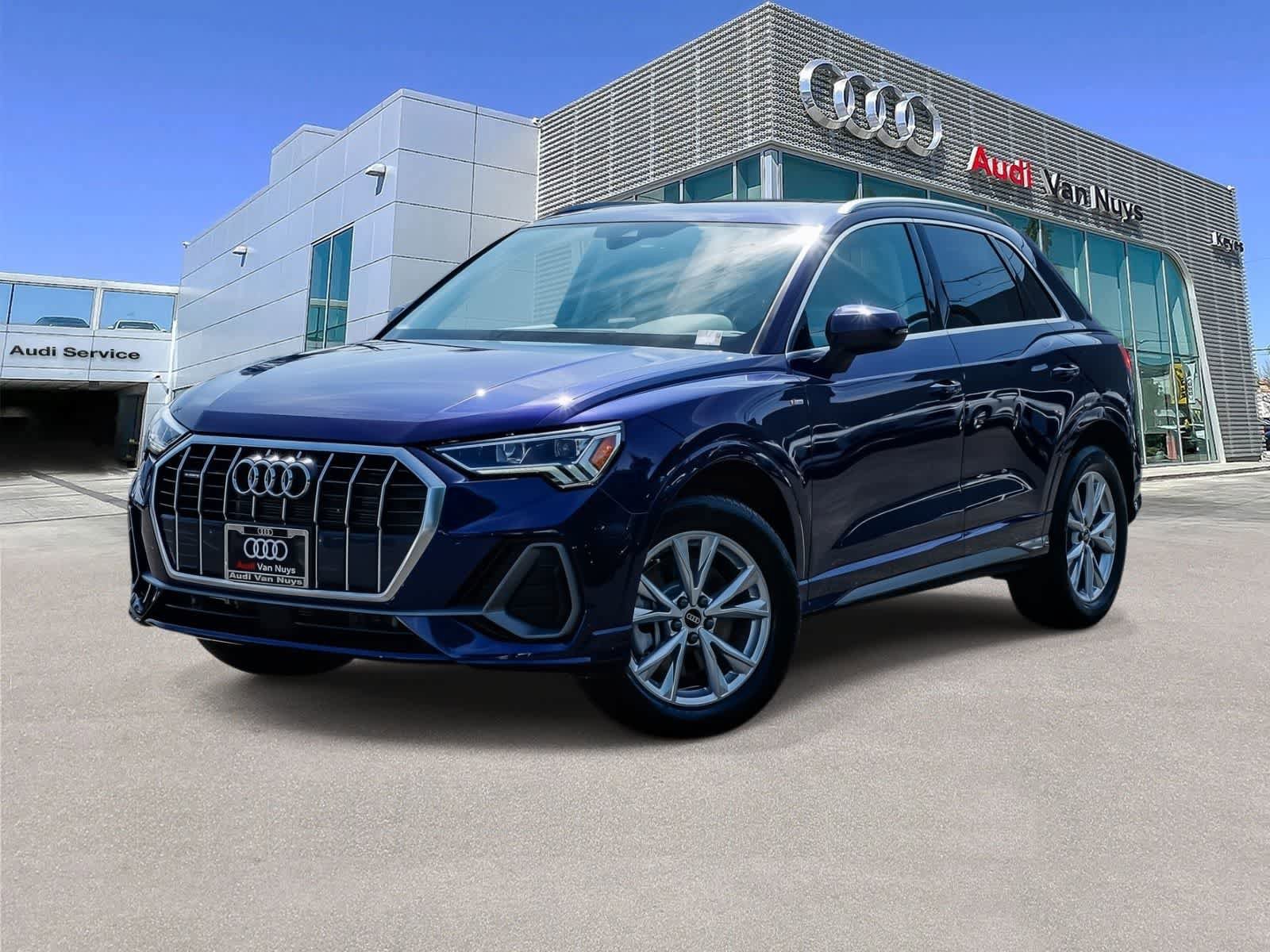 Used 2025 Audi Q3 2.0T Premium w/ Convenience Package AWD/4WD image 1