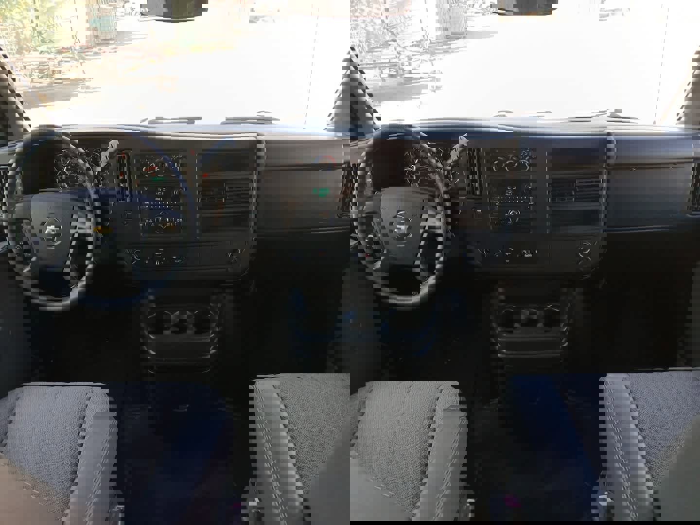 Used 2013 Chevrolet Express 3500 LT w/ LT Preferred Equipment Group image 17