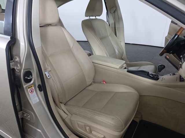 Used 2013 Lexus ES 300h w/ Luxury Pkg FWD image 30