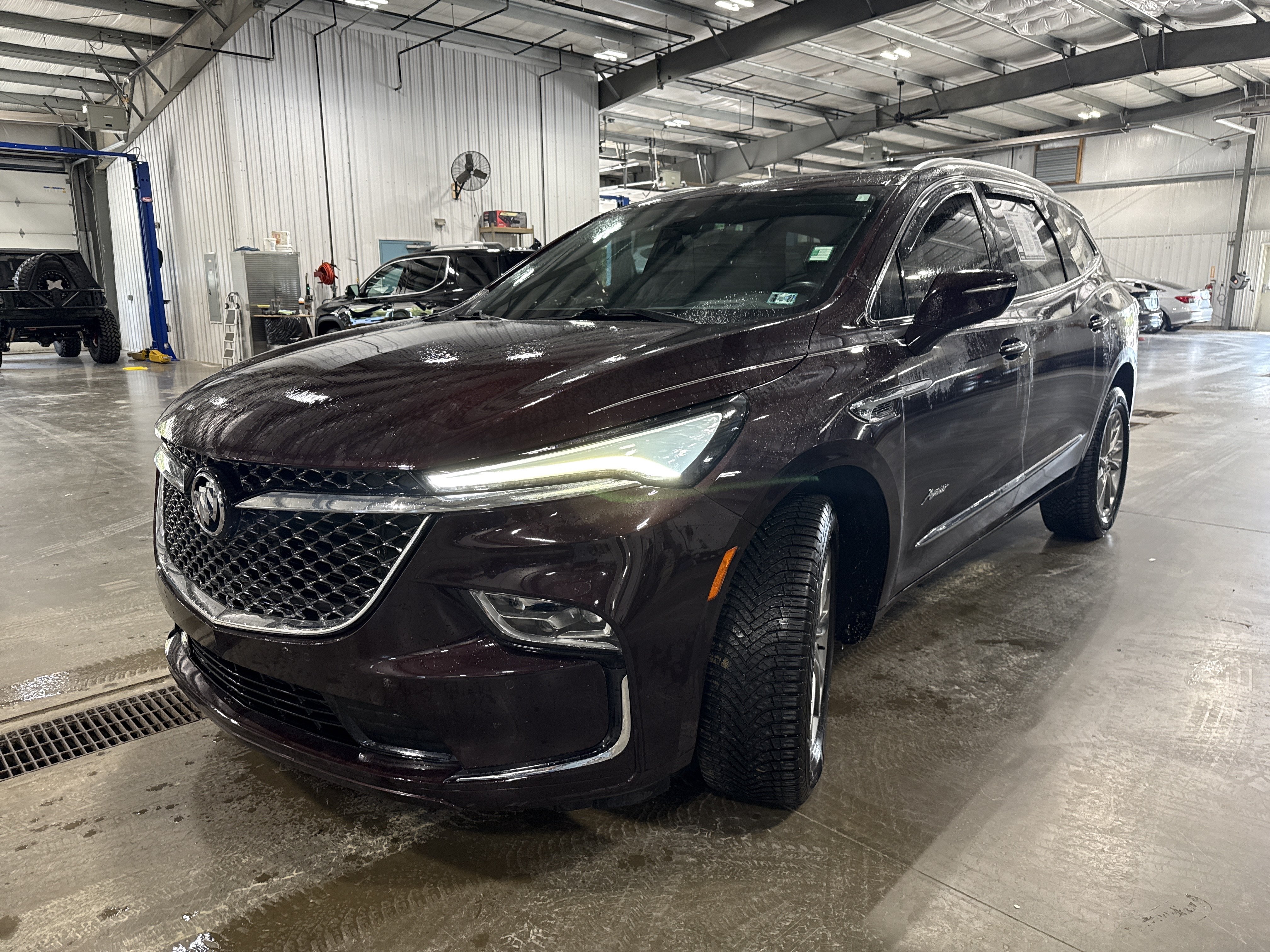 Used 2024 Buick Enclave Avenir w/ Avenir Technology Package AWD/4WD image 6