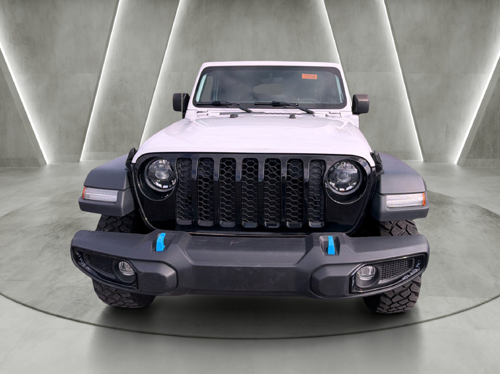 Used 2023 Jeep Wrangler Unlimited w/ Cold Weather Group AWD/4WD image 8