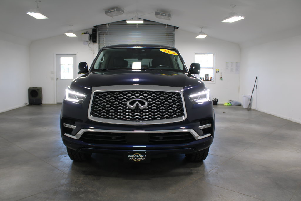 Used 2024 INFINITI QX80 Luxe RWD image 3