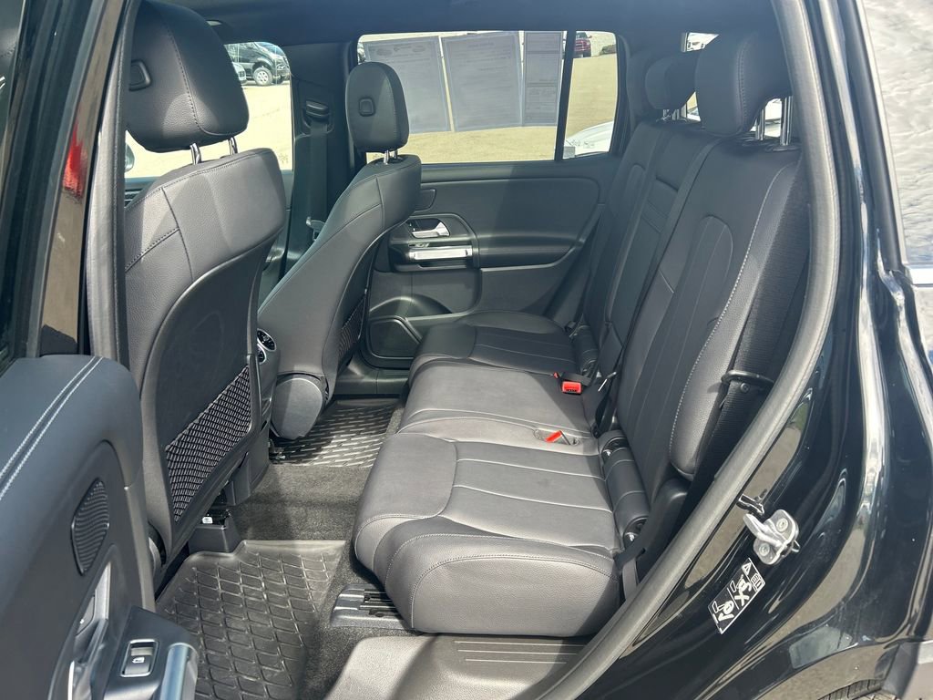 Used 2026 Mercedes-Benz GLB 250 4MATIC image 24
