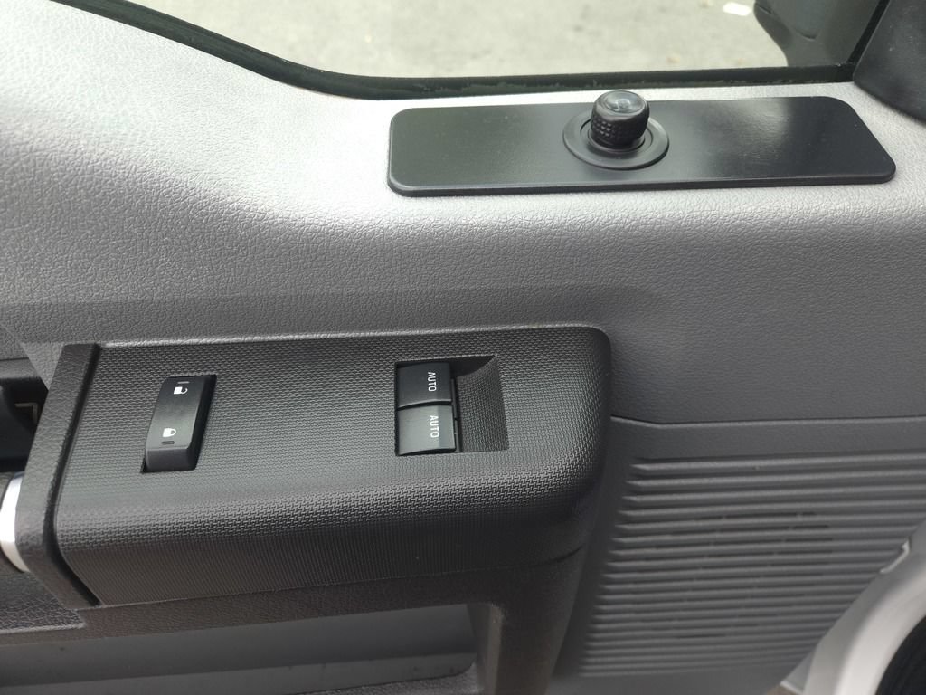 Used 2015 Ford F350 XL w/ Power Equipment Group AWD/4WD image 13