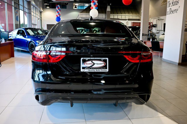 Used 2024 Jaguar XF R-Dynamic SE image 7