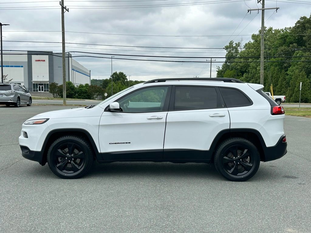 Used 2018 Jeep Cherokee Limited w/ High Altitude Package AWD/4WD image 2
