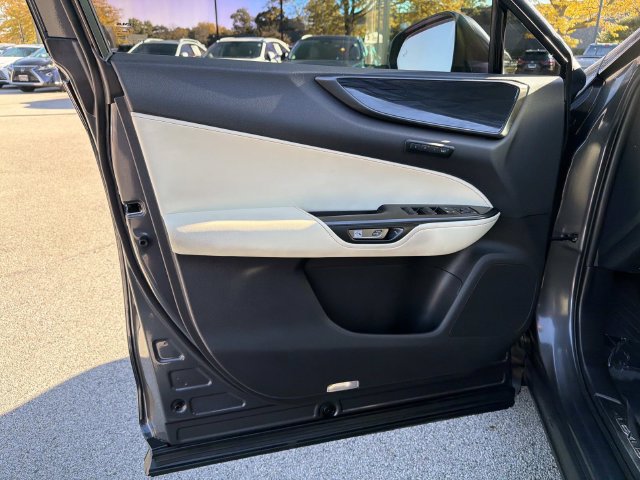 Used 2024 Lexus NX 350 AWD image 11