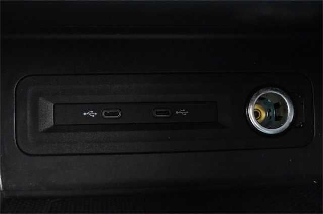 Certified 2021 Volkswagen Atlas SE w/ Towing Package image 16