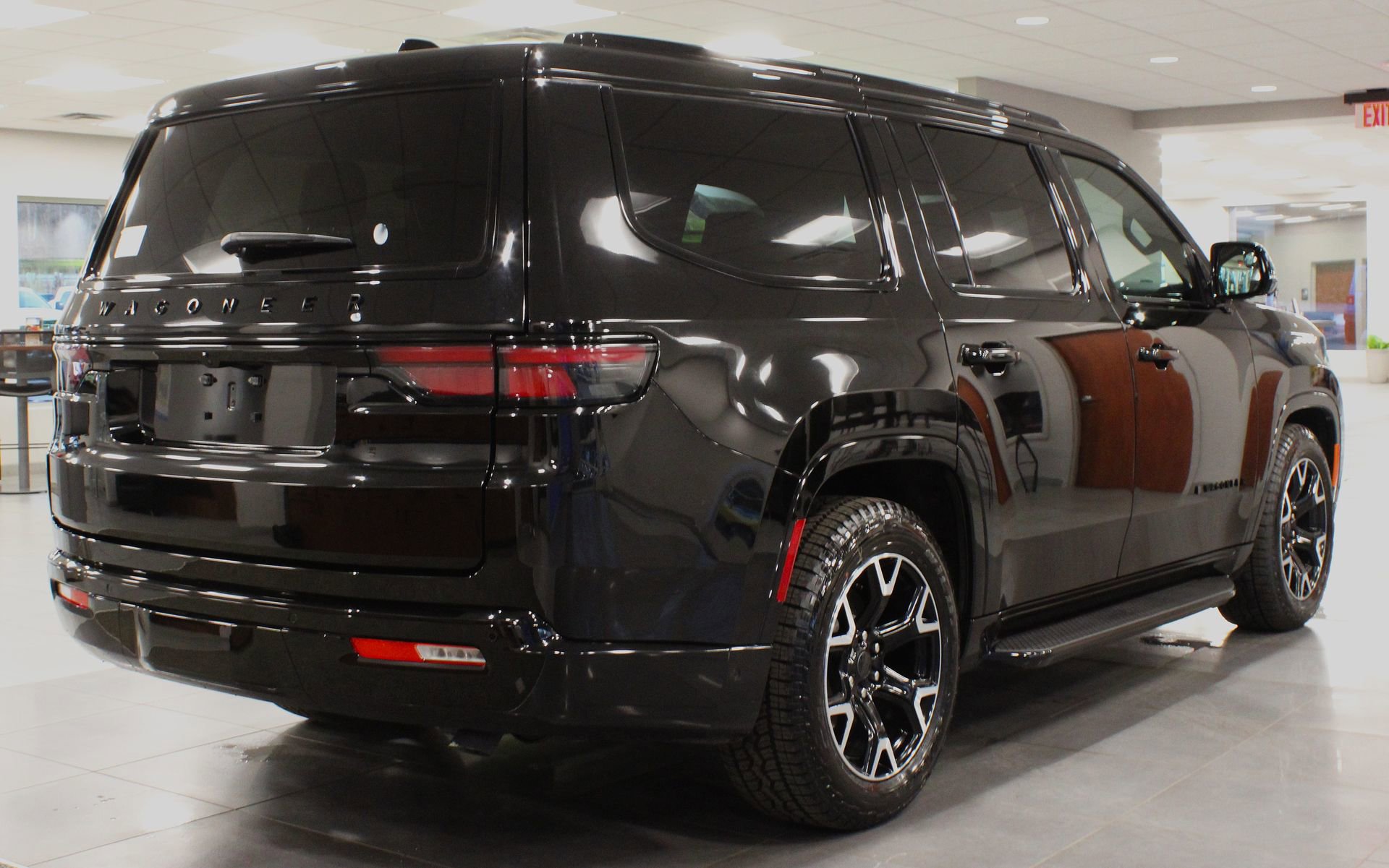 New 2025 Jeep Wagoneer Series II image 5