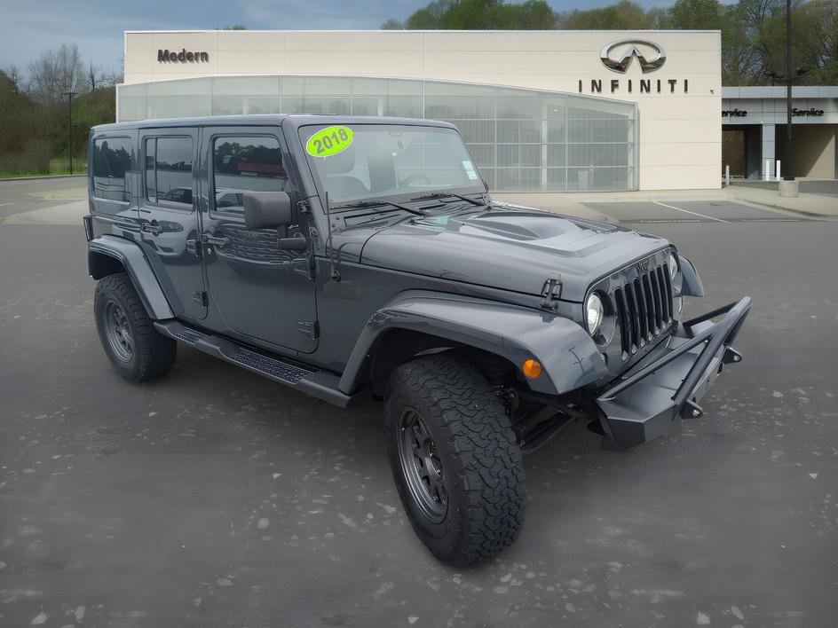 Used 2018 Jeep Wrangler Unlimited Sahara AWD/4WD image 2