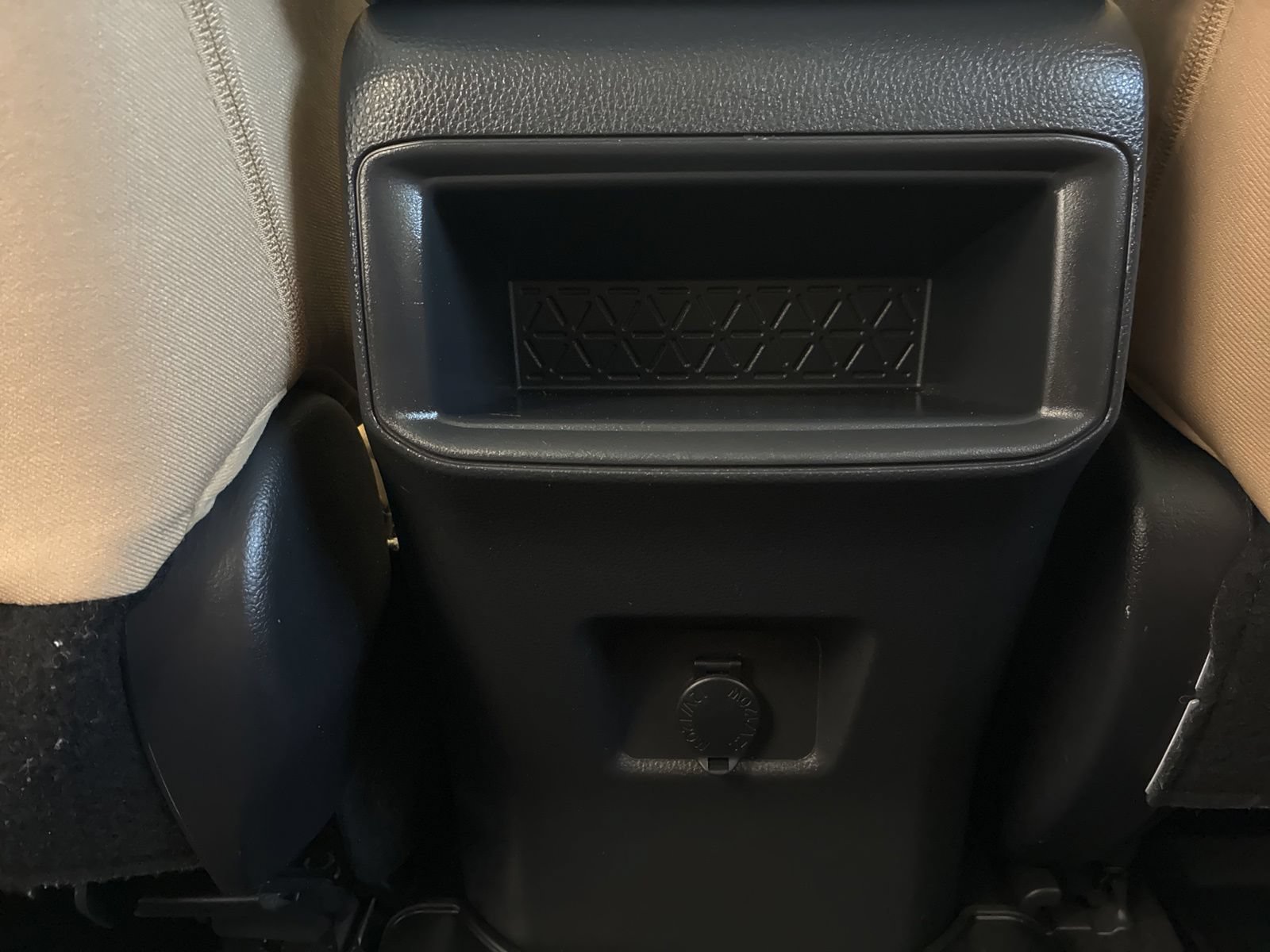Used 2019 Toyota RAV4 LE w/ All Weather Liner Package AWD/4WD image 13