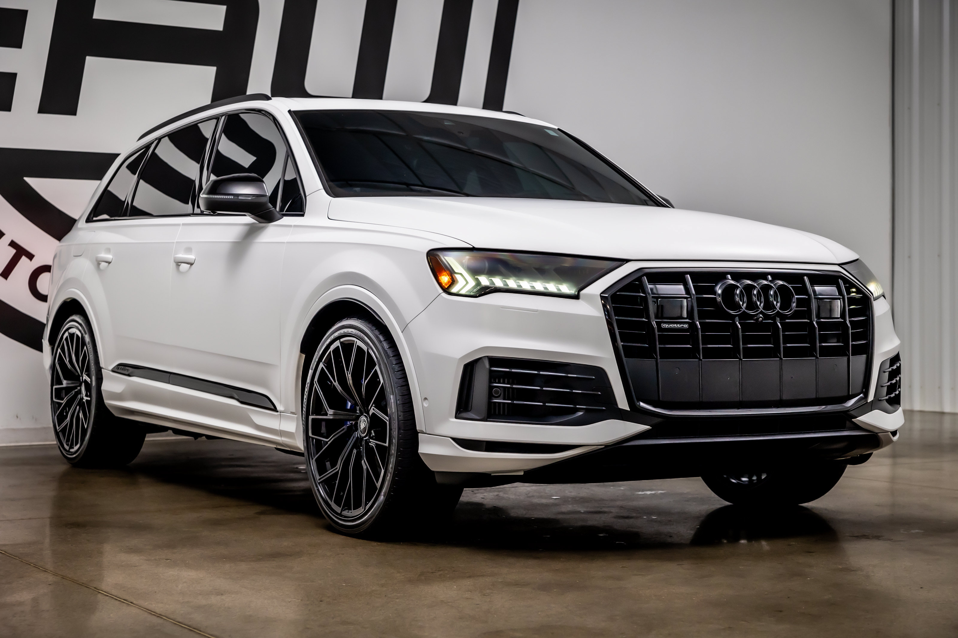 Used 2021 Audi Q7 3.0T Prestige AWD/4WD image 25