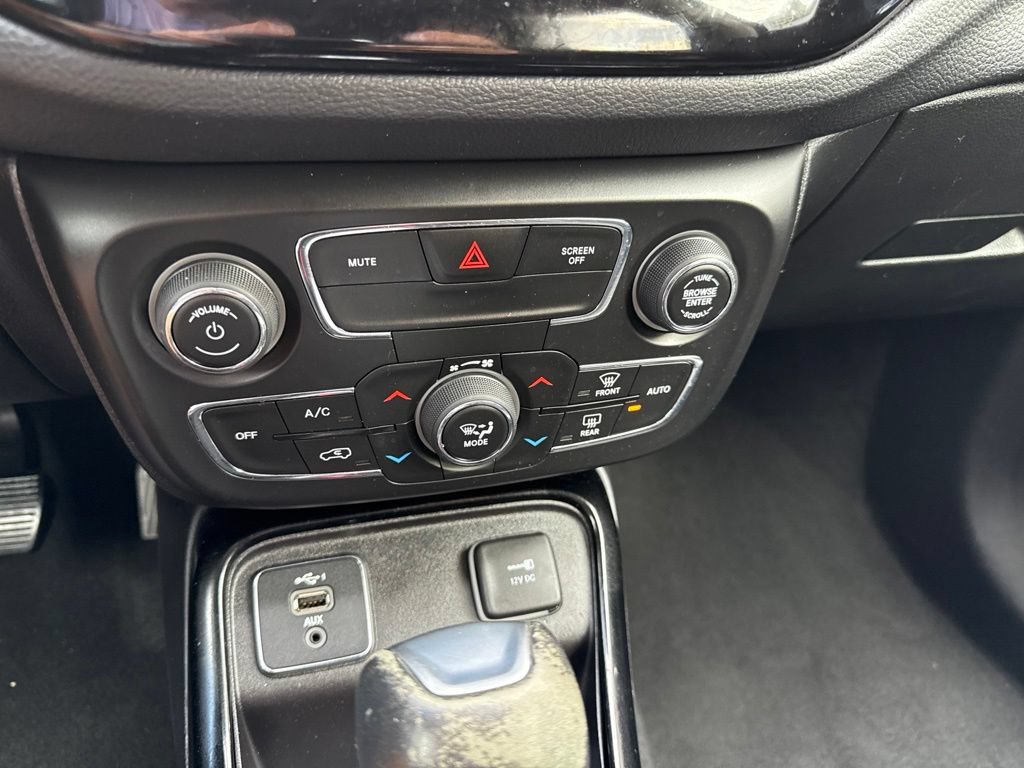 Used 2021 Jeep Compass Latitude FWD image 13