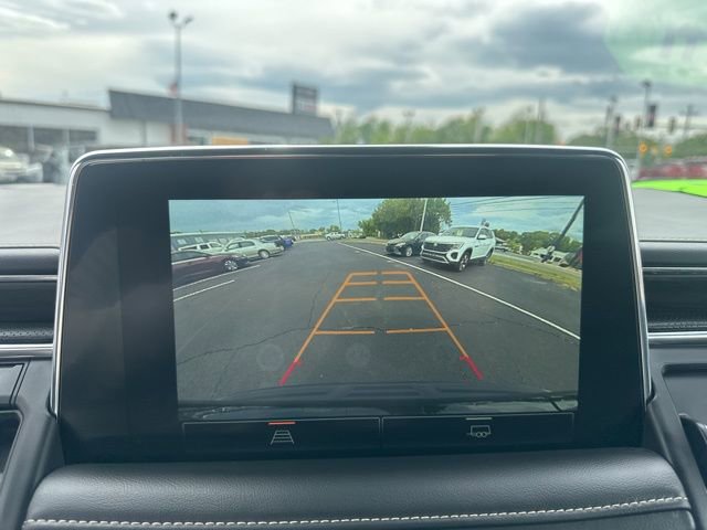 Used 2024 GMC Yukon SLT AWD/4WD image 19