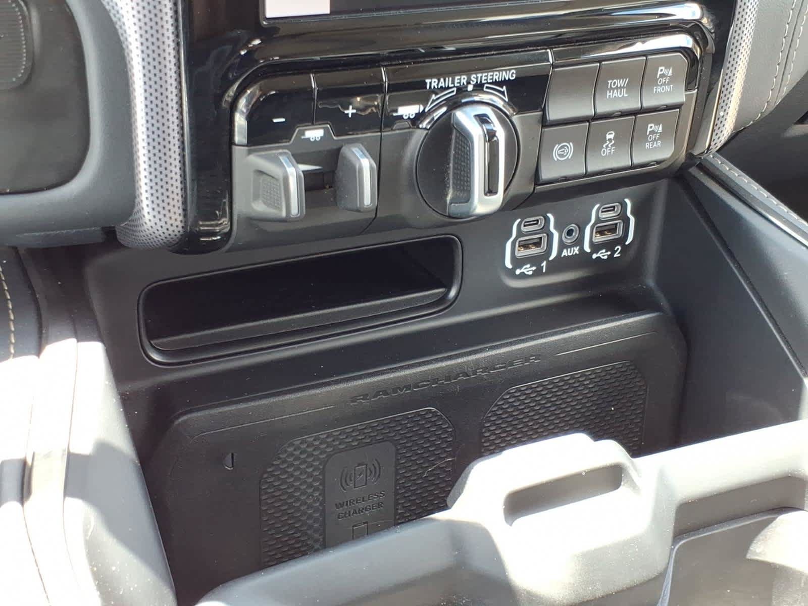 Used 2023 RAM 2500 Limited AWD/4WD image 28