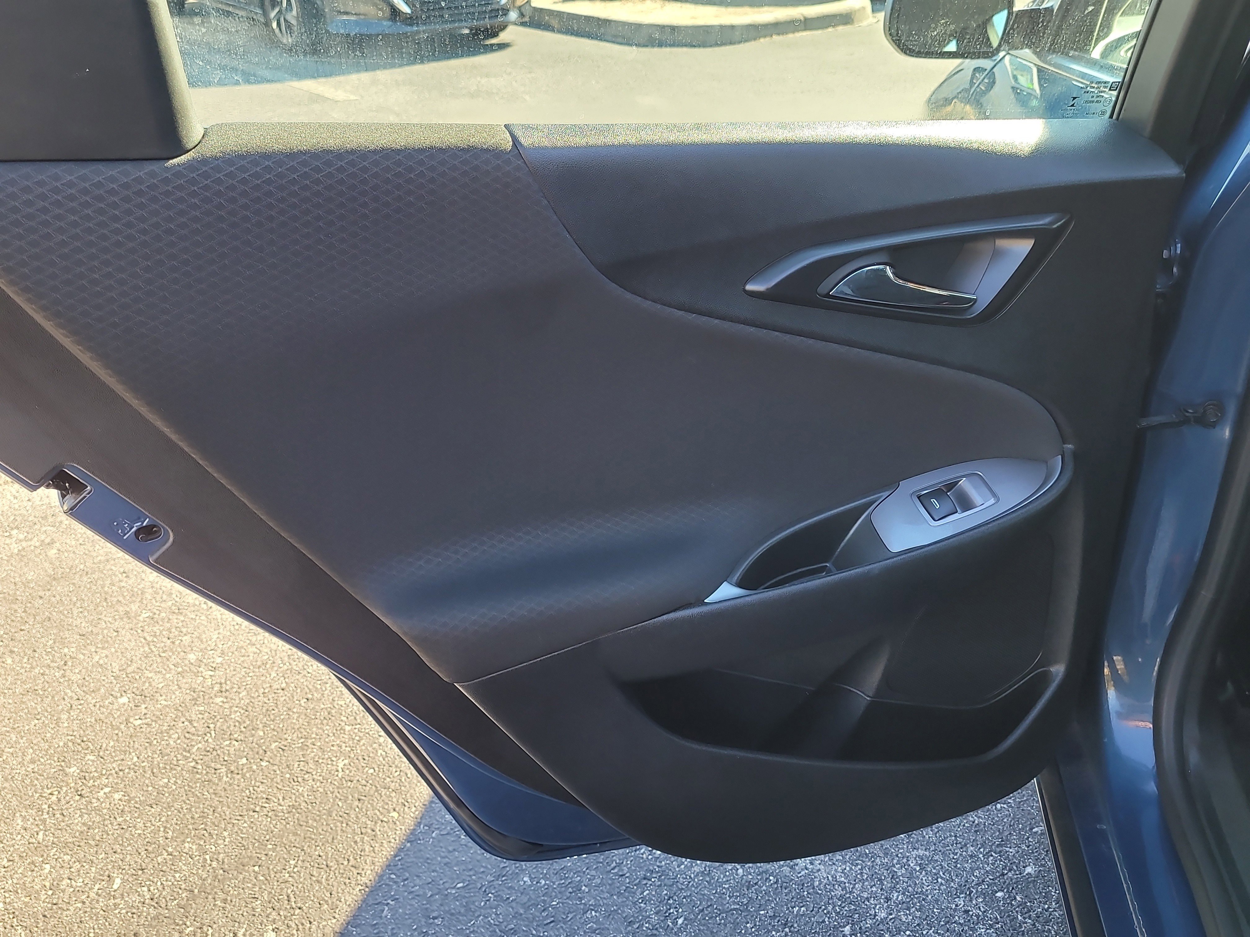 Used 2024 Chevrolet Malibu LT image 11