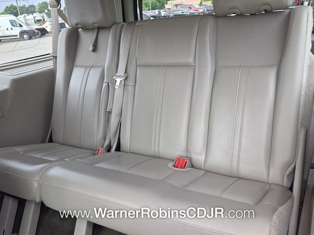 Used 2016 Lincoln Navigator L Select RWD image 10