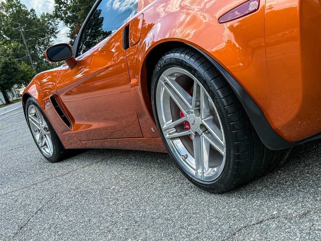 Used 2007 Chevrolet Corvette Z06 w/ Preferred Equipment Group RWD image 22