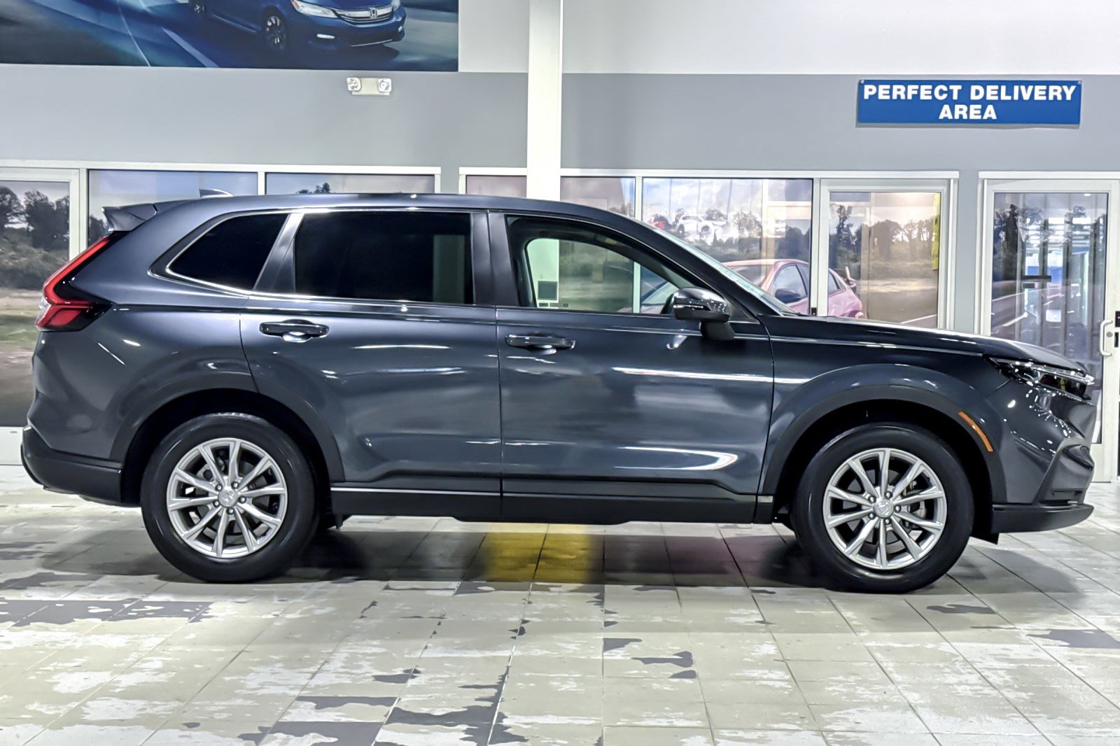 Used 2024 Honda CR-V EX-L image 8