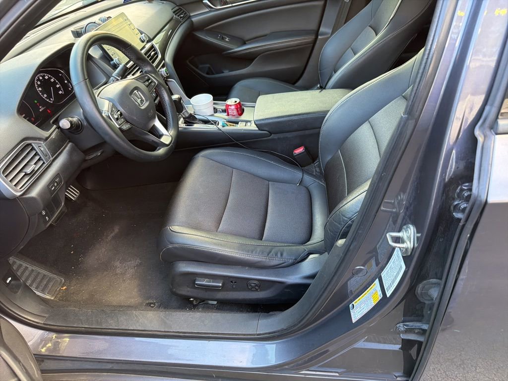 Used 2019 Honda Accord Sport image 4