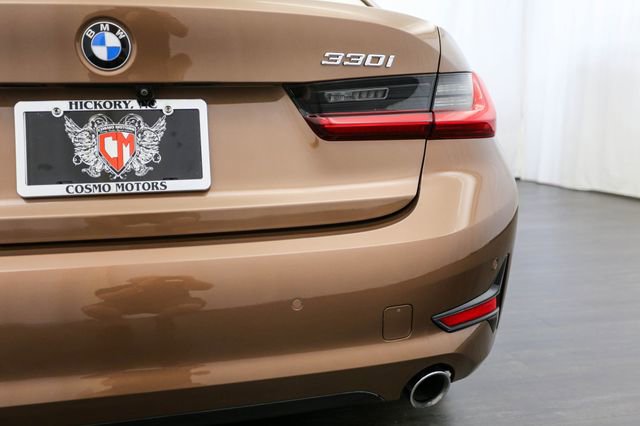 Used 2019 BMW 330i xDrive Sedan w/ Premium Package AWD/4WD image 39