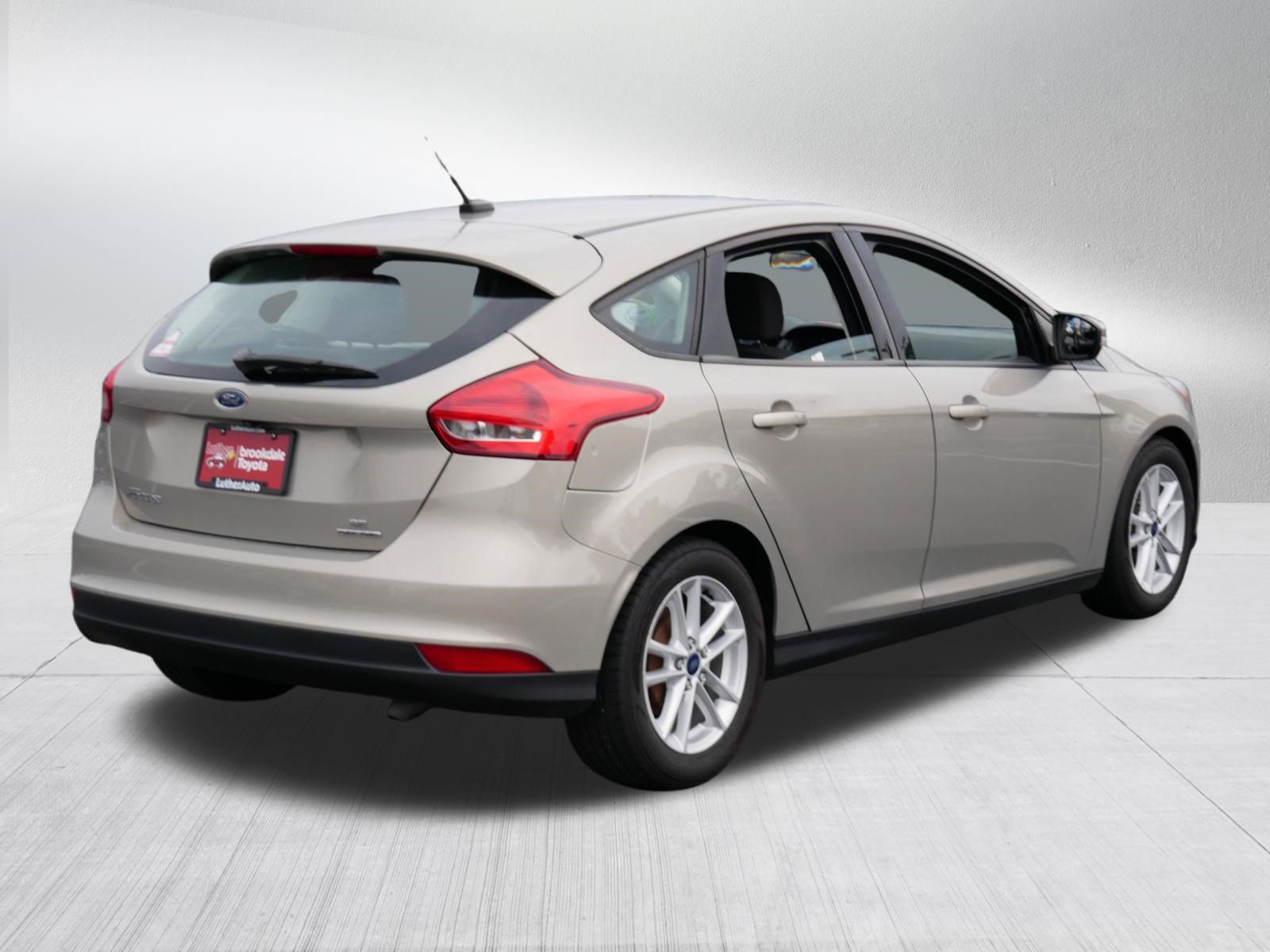 Used 2016 Ford Focus SE FWD image 7