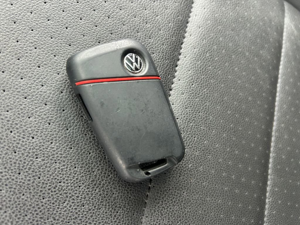 Used 2022 Volkswagen Jetta SE FWD image 31