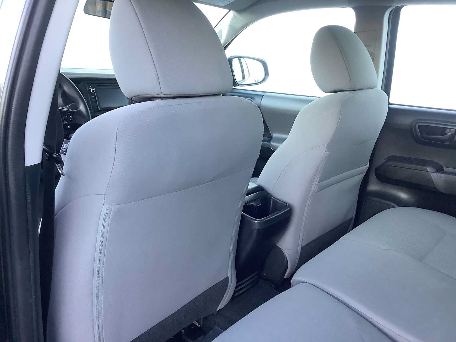 Used 2018 Toyota Tacoma SR w/ SR Convenience Package AWD/4WD image 12