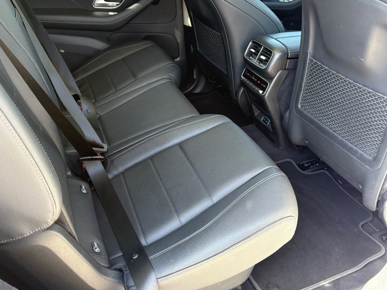Used 2024 Mercedes-Benz GLS 450 4MATIC image 39