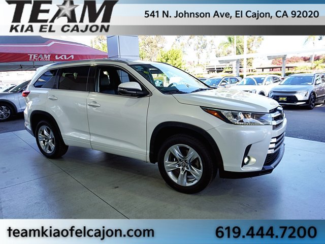 Used 2019 Toyota Highlander Limited FWD image 10