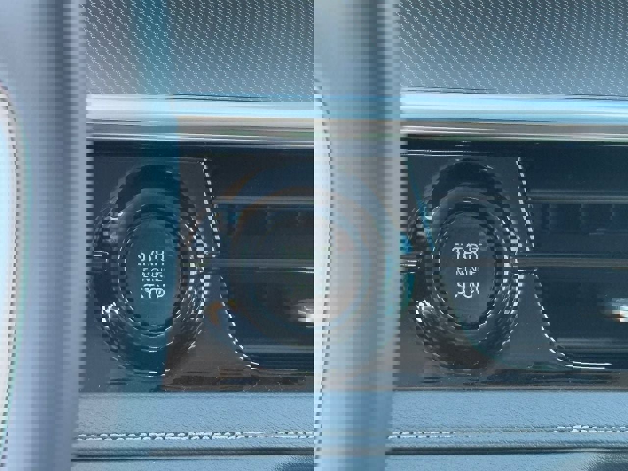 Certified 2025 INFINITI QX80 Luxe image 24