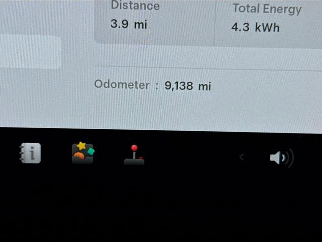 Used 2025 Tesla Model 3 Long Range image 11