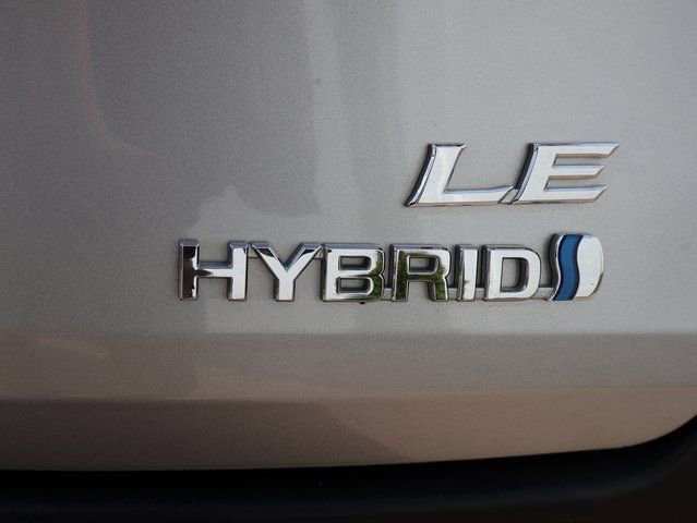 Used 2024 Toyota Sienna LE image 16