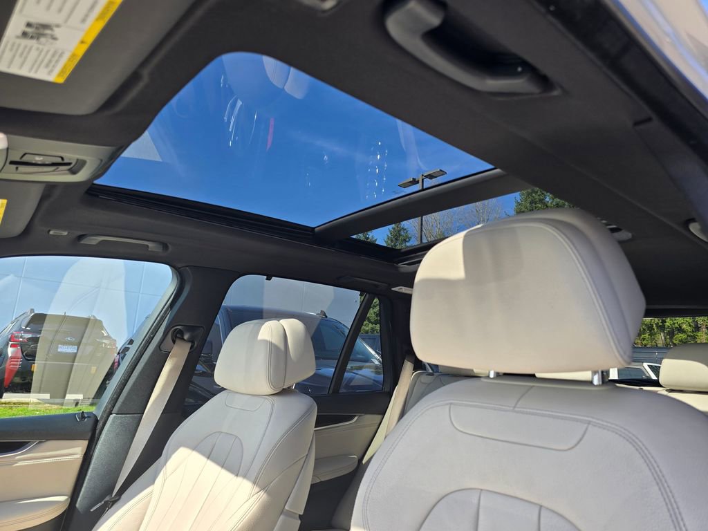 Used 2017 BMW X5 xDrive40e image 58