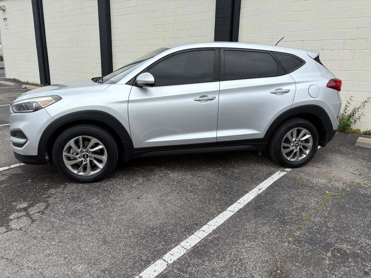 Used 2018 Hyundai Tucson SE FWD image 2