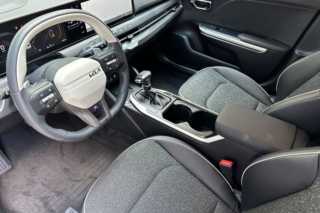Used 2025 Kia K4 EX FWD image 10